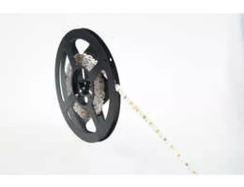 Лента светодиодная SMD тёпло-белая DC24V 12W/m 3000K 900Lm/m 60д/м CRI>95 IP20, упаковка 5 метров, ширина 8мм, высота 2мм, самоклейкая