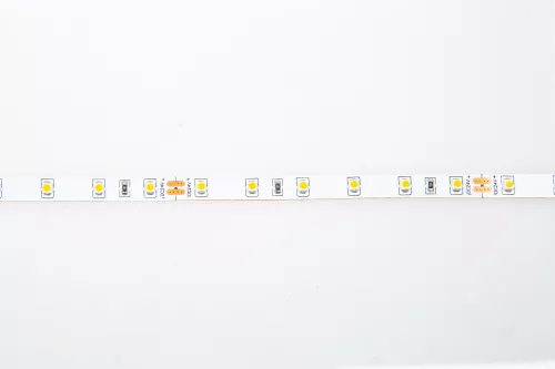 Лента светодиодная SMD тёпло-белая DC24V 4,8W/m 3000K 300Lm/m 60д/м CRI>95 IP20, упаковка 5 метров, ширина 8мм, высота 2мм, самоклейкая